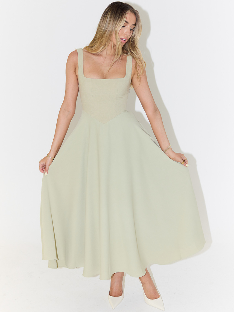 Robe Scarlet Grace