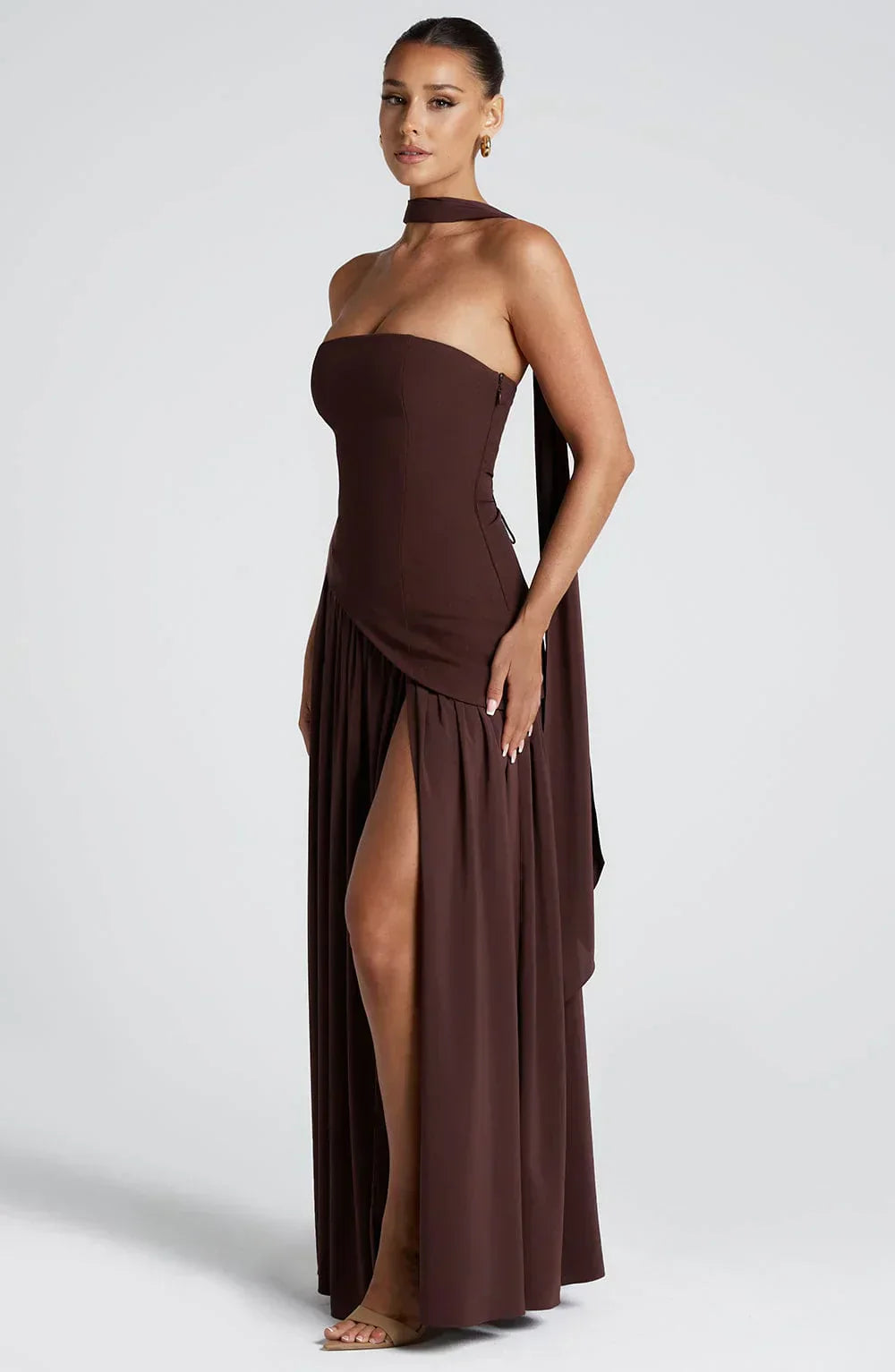 Mia – Robe Sculpturale