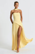 Mia – Robe Sculpturale